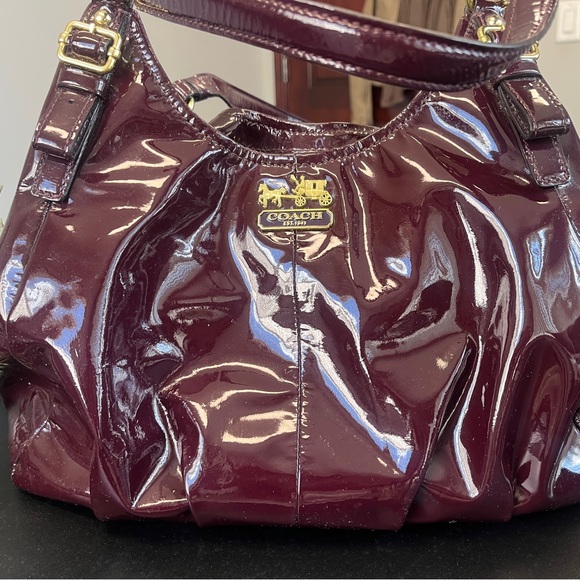 COACH Purple Patent Leather Madison Bag Purse - Picture 4 of 11